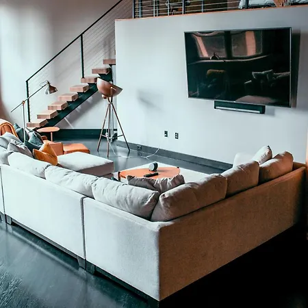 Massive Downtown Seattle Condo - Free Parking! Exterior photo