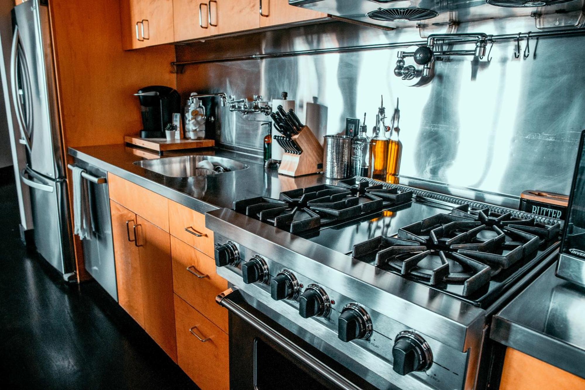 Massive Downtown - Free Parking! Apartment Seattle